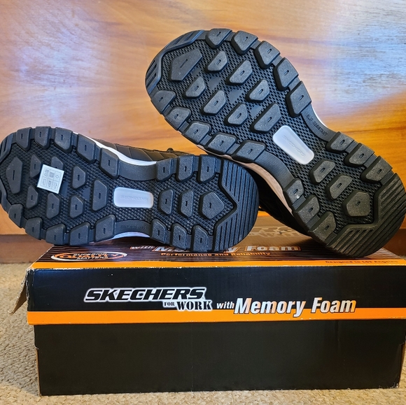 Skechers Men's Work Queznell Steel Toe WP Black & White Lace Up Shoes - Picture 6 of 9